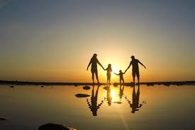 Vì sao bảo hiểm nhân thọ là “lá chắn tài chính” vững vàng nhất cho mỗi gia đình?